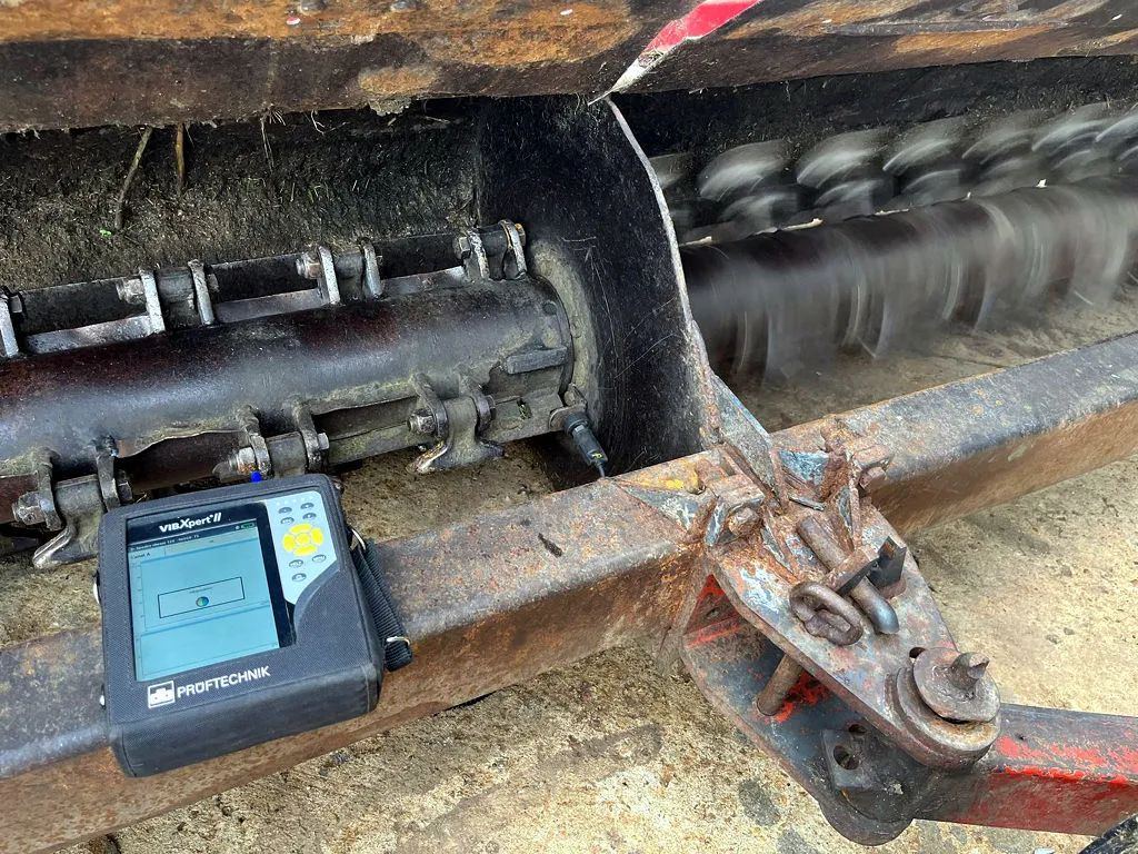 Équilibrage dynamique sur broyeur agricole avec VIBXPERT II PRUFTECHNIK, maintenance prédictive VIBRAMECA